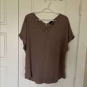 Worthington Brown Dolman Sleeve Tie Front Blouse